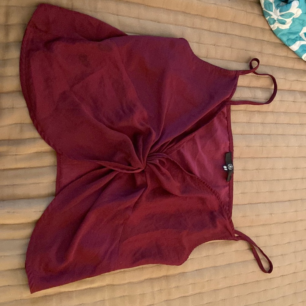 Silk like crop cami